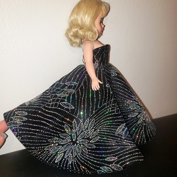 Madame Alexander doll - Picture 5 of 9